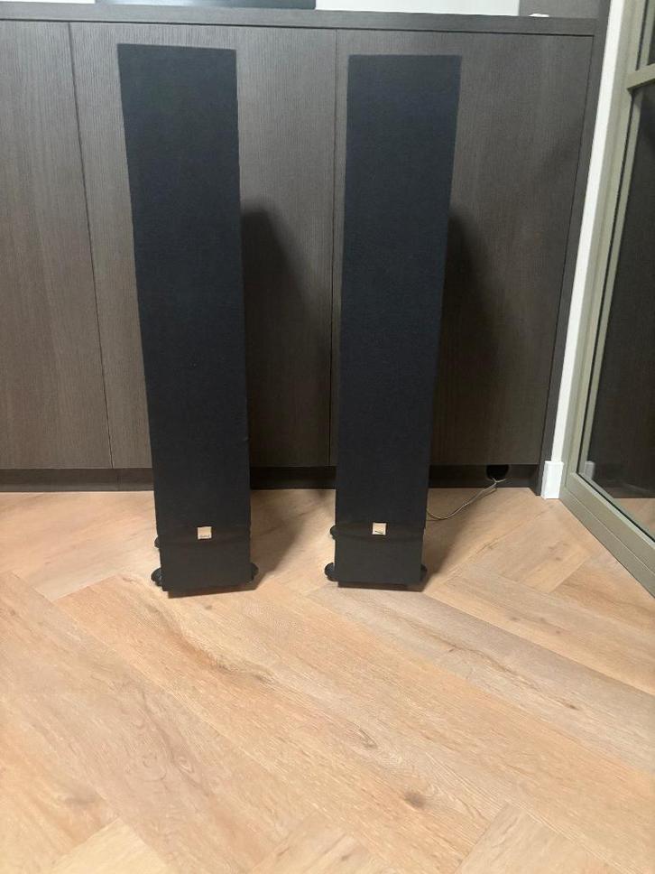 Dali Ikon 5 MK2 – compacte vloer luidspreker, Audio, Tv en Foto, Luidsprekers, Zo goed als nieuw, Front, Rear of Stereo speakers