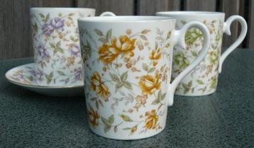 Royal Albert Rose chintz Purple Lace Orange Taffeta Green Ve beschikbaar voor biedingen