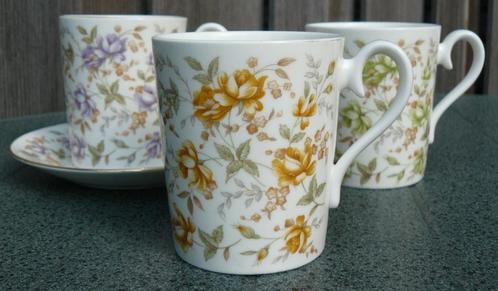 Royal Albert Rose chintz Purple Lace Orange Taffeta Green Ve, Antiek en Kunst, Antiek | Servies los, Ophalen of Verzenden