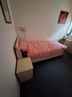 Elektrisch verstelbaar 1-persoonsbed + nachtkastje, Ophalen, Eenpersoons, Beige, Modern