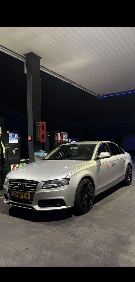 Audi A4 1.8 Tfsi, Auto's, Audi, Particulier, A4, Benzine, B, Sedan, Handgeschakeld, Origineel Nederlands, Zilver of Grijs, Voorwielaandrijving