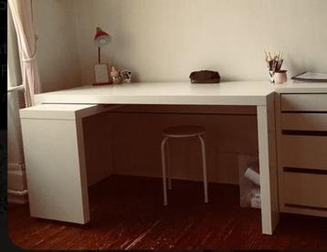 Ikea bureau malm met uitschuifbaar deel