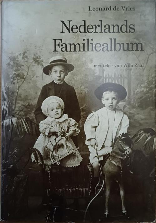 KORTING! Nederlands familiealbum - Leonard de Vries, Boeken, Geschiedenis | Vaderland, Gelezen, 20e eeuw of later, Ophalen of Verzenden