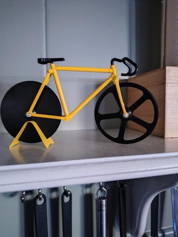 Pizzasnijder racefiets. beschikbaar voor biedingen
