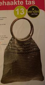 Werkbeschrijving voor gehaakte tas, Ophalen of Verzenden, Zo goed als nieuw, Haken, Patroon of Boek