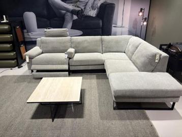 Montel hoekbank Montelex beschikbaar voor biedingen