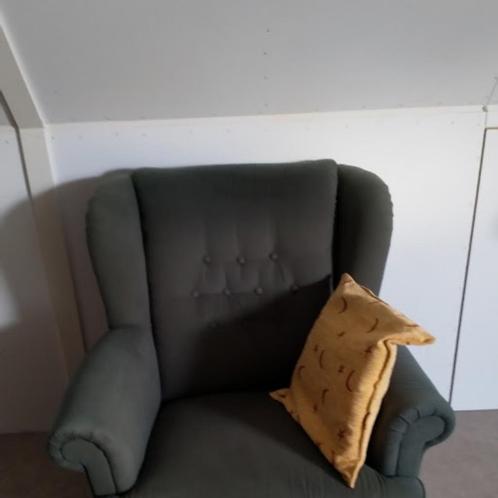 Royale fauteuil, Huis en Inrichting, Fauteuils, Gebruikt, Hout, Stof, 75 tot 100 cm, 75 tot 100 cm, Ophalen
