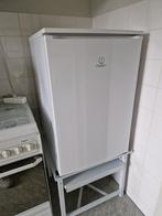 Indesit koelkast teab, Met vriesvak, 200 liter of meer, Gebruikt, 160 cm of meer