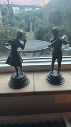 Jongeman en vrouw, Antiek en Kunst, Antiek | Koper en Brons, Ophalen of Verzenden
