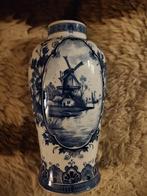 Delfts Blauwe Vaas met Molen, Ophalen of Verzenden