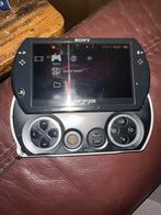PSP Go in goede staat + oplader (Ik moet dringend verkopen), Spelcomputers en Games, Ophalen of Verzenden, Zo goed als nieuw, Zwart