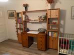 Te koop houten bureau, evt samen met IKEA rek, Gebruikt, Ophalen