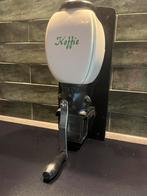Prachtige kiffiegrinder, Ophalen