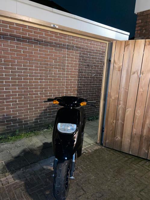 Gilera typhoon 2005, Fietsen en Brommers, Brommeronderdelen | Algemeen, Zo goed als nieuw, Uitlaat, Verzenden