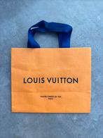 Louis Vuitton geschenktas, Sieraden, Tassen en Uiterlijk, Tassen | Damestassen, --, Schoudertasje, Oranje, Ophalen of Verzenden
