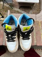 Nike Air Jordan 1 Mid SE maat 37,5, Kinderen en Baby's, Ophalen of Verzenden, Zo goed als nieuw, Nike, Jongen of Meisje