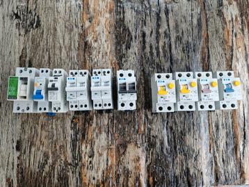 Div schakelmateriaal.  beschikbaar voor biedingen