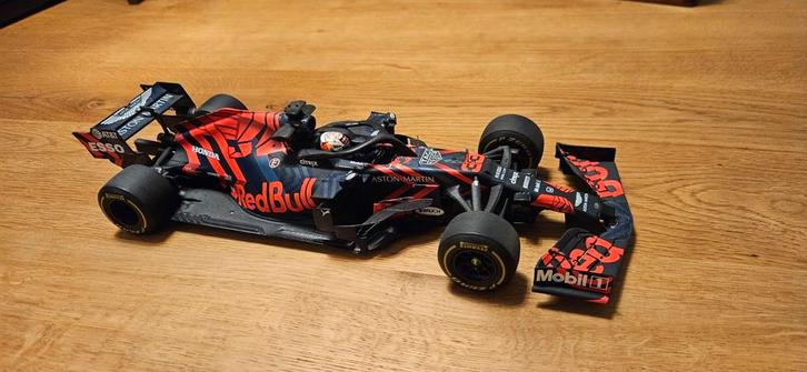 Red Bull RB15 test livery 1:18, Hobby en Vrije tijd, Modelauto's | 1:18, Zo goed als nieuw, Overige merken, Ophalen of Verzenden