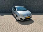 Renault Twingo 1.2 16V 2007 Grijs Trekhaak, Voorwielaandrijving, 4 cilinders, Elektrische ramen, 4 stoelen