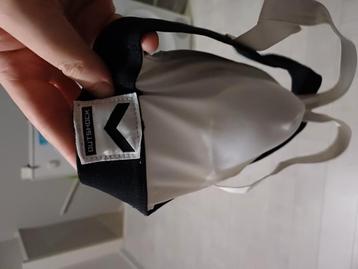 Tok, slechts 2x gebruikt. beschikbaar voor biedingen