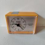 Vintage eigele metamec reiswekker op batterij, Ophalen of Verzenden, Gebruikt, Analoog