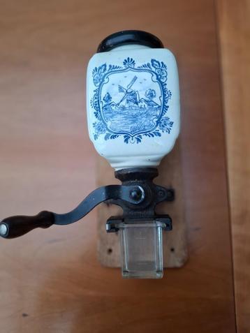 koffiemolen beschikbaar voor biedingen