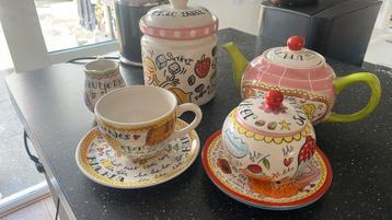 Diverse Blond Amsterdam servies  beschikbaar voor biedingen