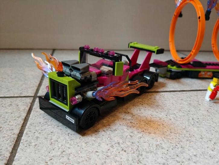 Lego City 60357 Stunttruck & Ring of Fire-uitdaging + extra, Kinderen en Baby's, Speelgoed | Duplo en Lego, Gebruikt, Lego, Complete set