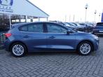 Ford Focus 1.0 EcoBoost 125PK Titanium AUTOMAAT | NAVI | ECC, Auto's, Stof, Gebruikt, Euro 6, Blauw