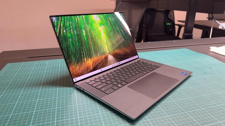 Dell XPS 9520, Computers en Software, Windows Laptops, Zo goed als nieuw, 15 inch, SSD, 3 tot 4 Ghz, 32 GB, Qwerty, Met videokaart