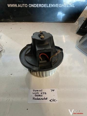 Mercedes W123 2.5 B 1978 2400105 Kachelmotor beschikbaar voor biedingen