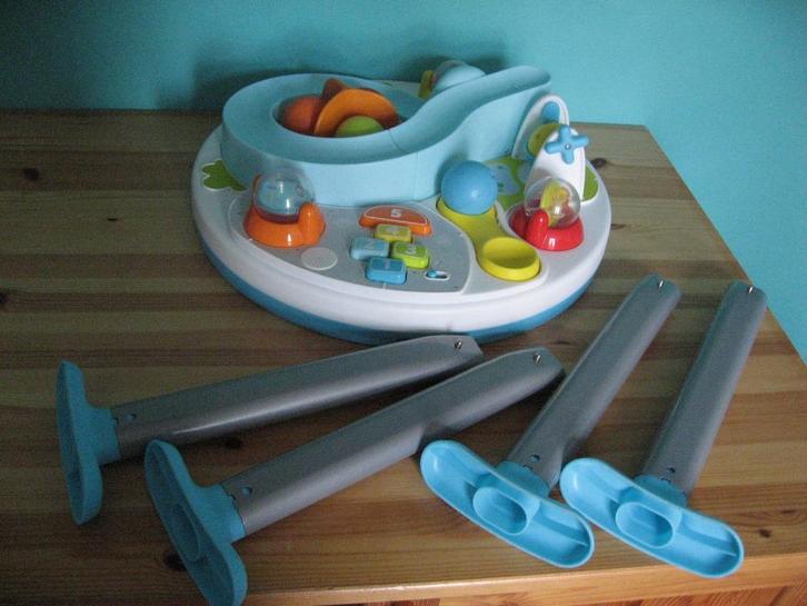 baby activiteiten tafel, Kinderen en Baby's, Speelgoed | Babyspeelgoed, Gebruikt, Overige typen, Met licht, Met geluid, Ophalen of Verzenden