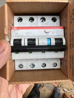 Te Koop: 3 fase aardlekautomaat, Doe-het-zelf en Verbouw, Elektra en Kabels, Ophalen, Nieuw, Overige typen