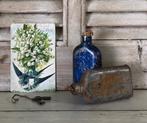Vintage Frans blauw blikken flesje kruitbusje met kurkje, Verzamelen, Overige merken, Gebruikt, Overige, Ophalen of Verzenden