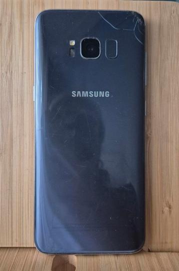 Samsung .. goed werkend.. kleine beschadiging   beschikbaar voor biedingen