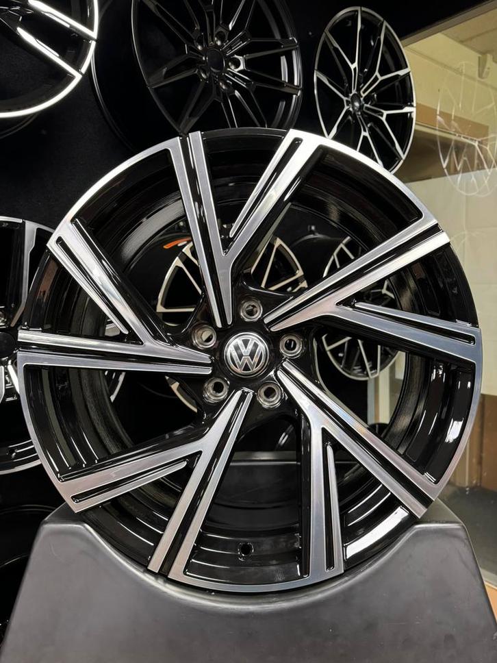 19 inch velgen voor Volkswagen Bergamo R 5x112 Golf 5 6 7 8, Auto-onderdelen, Banden en Velgen, Velg(en), 19 inch, Personenwagen