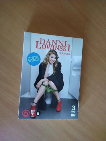 3-DVD Danni Lowinski. Seizoen 1 beschikbaar voor biedingen