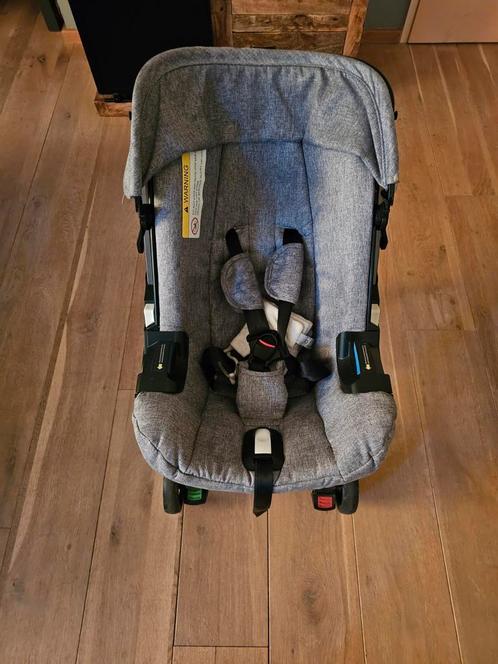 bellaby autostoel en buggy, Kinderen en Baby's, Autostoeltjes, Gebruikt, Overige merken, Autogordel, Ophalen