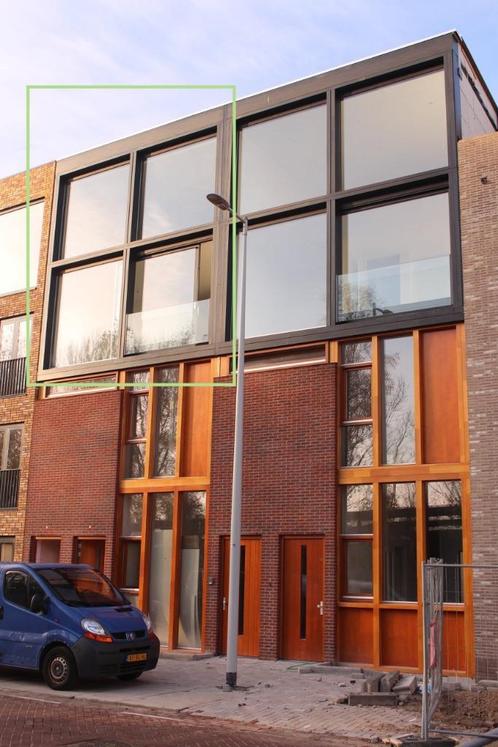 Room for rent in a shared maisonette, Huizen en Kamers, Kamers te huur, Amsterdam, Minder dan 20 m²