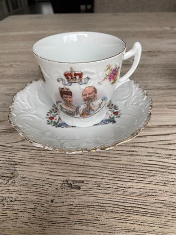 Kop en schotel ter ere van de kroning Edward VII 1902 beschikbaar voor biedingen