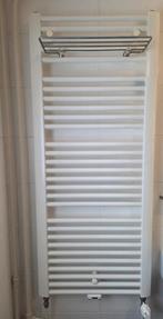 Design radiator badkamer Vasco 1000 watt 140 x 60 cm, wit, Doe-het-zelf en Verbouw, Ophalen, Radiator, Zo goed als nieuw, 60 tot 150 cm