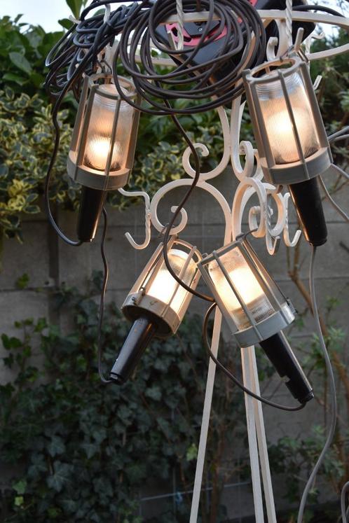 Vintage Industriële Hanglampen   ( vm Oost- Duitsland), Huis en Inrichting, Lampen | Hanglampen, Gebruikt, Minder dan 50 cm, Glas