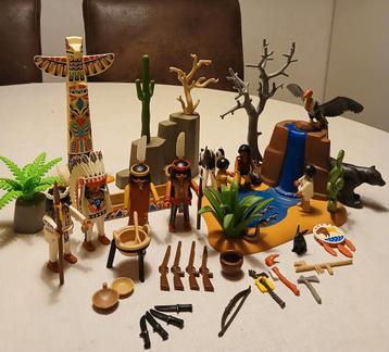 Playmobil indianen met kinderen en dieren bij een waterval beschikbaar voor biedingen