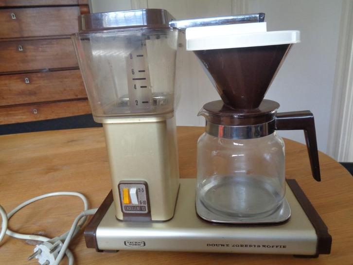 DOUWE EGBERTS technivorm koffiezetapparaat:, Witgoed en Apparatuur, Koffiezetapparaten, Gebruikt, Gemalen koffie, Koffiemachine