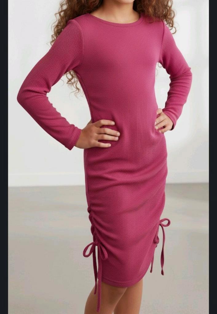 Leuk getailleerd bodycon jurkje, maat 146, Kinderen en Baby's, Kinderkleding | Maat 140, Zo goed als nieuw, Meisje, Jurk of Rok