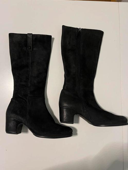 ECCO Suede Laarzen Maat 39, Kleding | Dames, Schoenen, Zo goed als nieuw, Hoge laarzen, Zwart, Verzenden