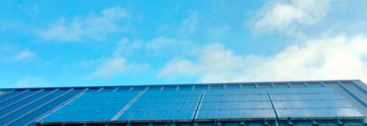 Set compleet zonnepanelen 12 stuks, Doe-het-zelf en Verbouw, Zonnepanelen en Toebehoren, Gebruikt, Compleet systeem, Ophalen