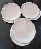 6 Wedgwood Queen's Plain Petit Four Schoteltjes, Huis en Inrichting, Keuken | Servies, Gebruikt, Ophalen of Verzenden, Wedgwood