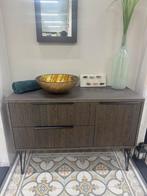 Meubel uitverkoop showroom, Ophalen of Verzenden, Zo goed als nieuw, 25 tot 50 cm