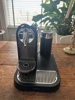 Magimix Nespresso koffiezetapparaat met melkopschuimer, Ophalen, Zo goed als nieuw